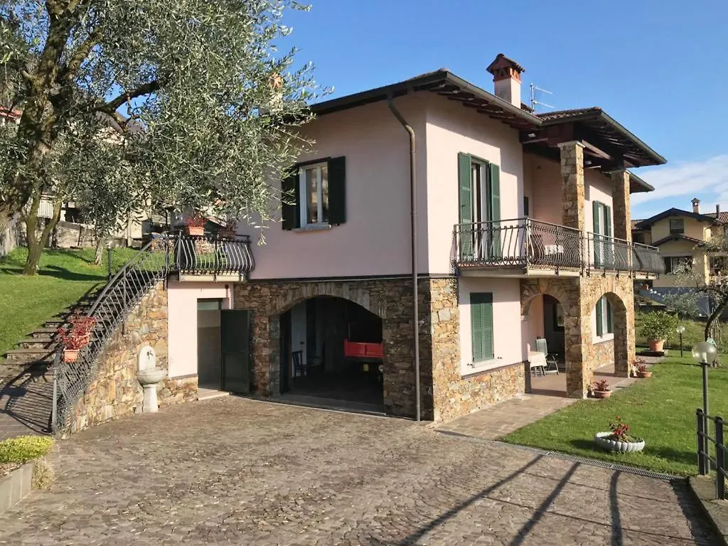 Apartment Villa The Princess Lenno