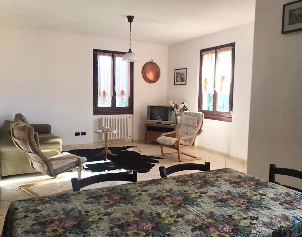 Villa The Princess Lenno 0*,  Itália